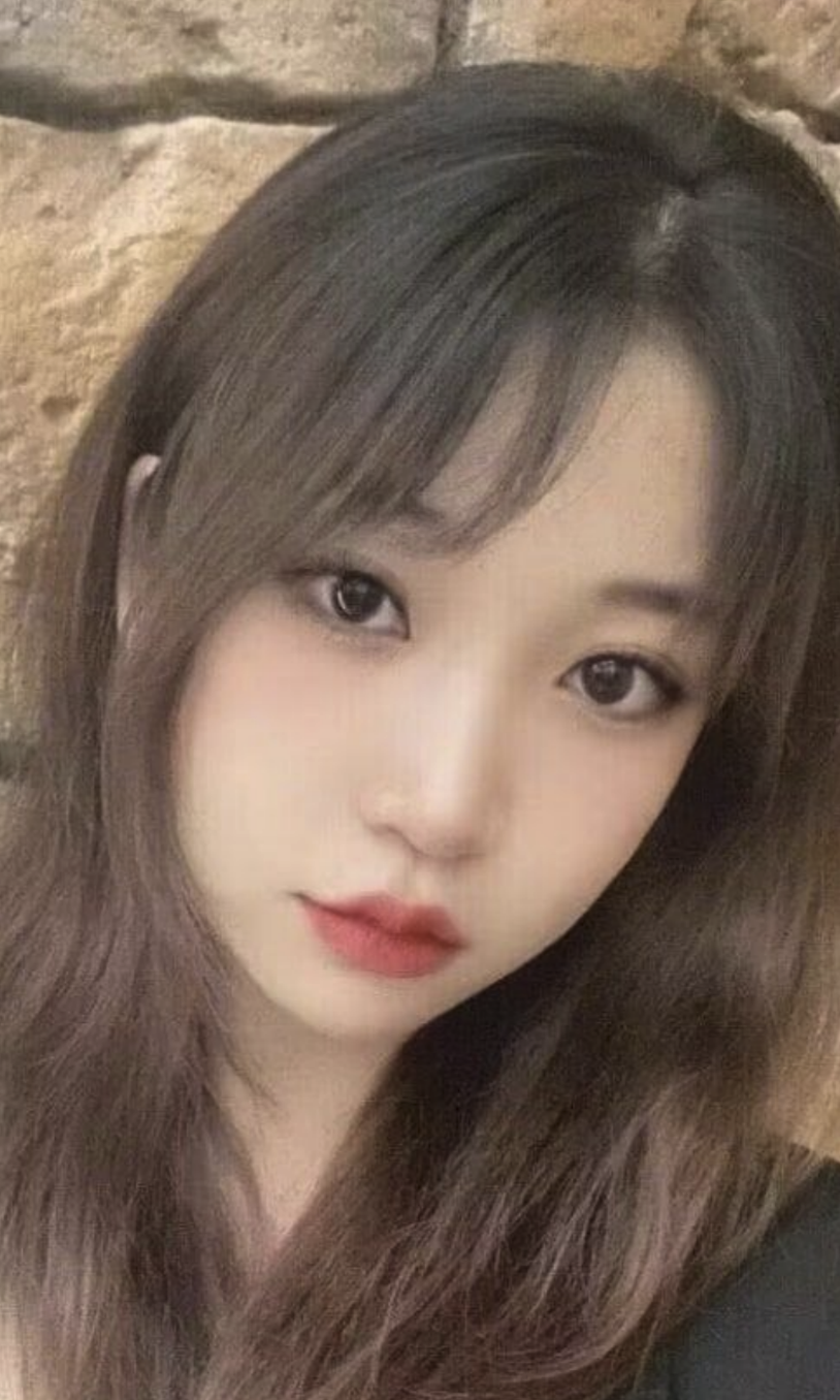 高颜值大胸反差婊 被男友调教 配合深喉口交 被后入狠操 骑乘蠕动发出娇喘！1