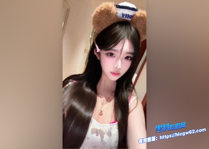 山东极品身材校花心甘情愿当富二代母狗性爱视频泄露有钱就算小伙体力还不错后入猛操20分钟最后被母狗要求颜射吞精 图1