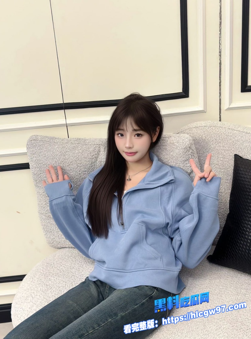 亲生哥哥辅导清纯妹妹功课时色欲熏心居然直接把妹妹带到床上开始辅导生物知识1 亲生哥哥辅导清纯妹妹功课时色欲熏心居然直接把妹妹带到床上开始辅导生物知识1