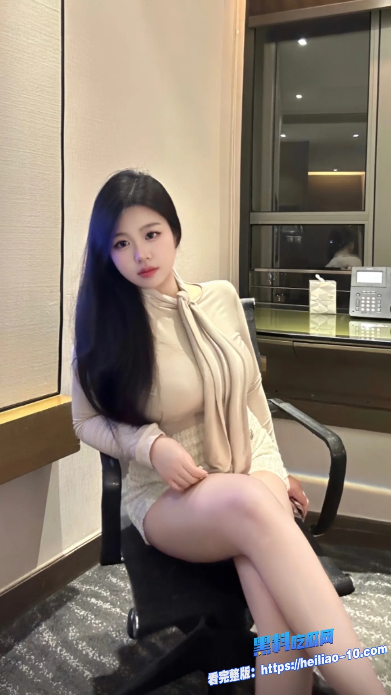 醉酒表姐紫色情趣装网格袜全副武装 4 醉酒表姐紫色情趣装网格袜全副武装 4
