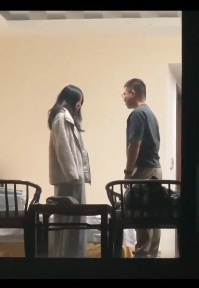 天津现代传媒职业学院老师宿舍亲热窗帘没拉3