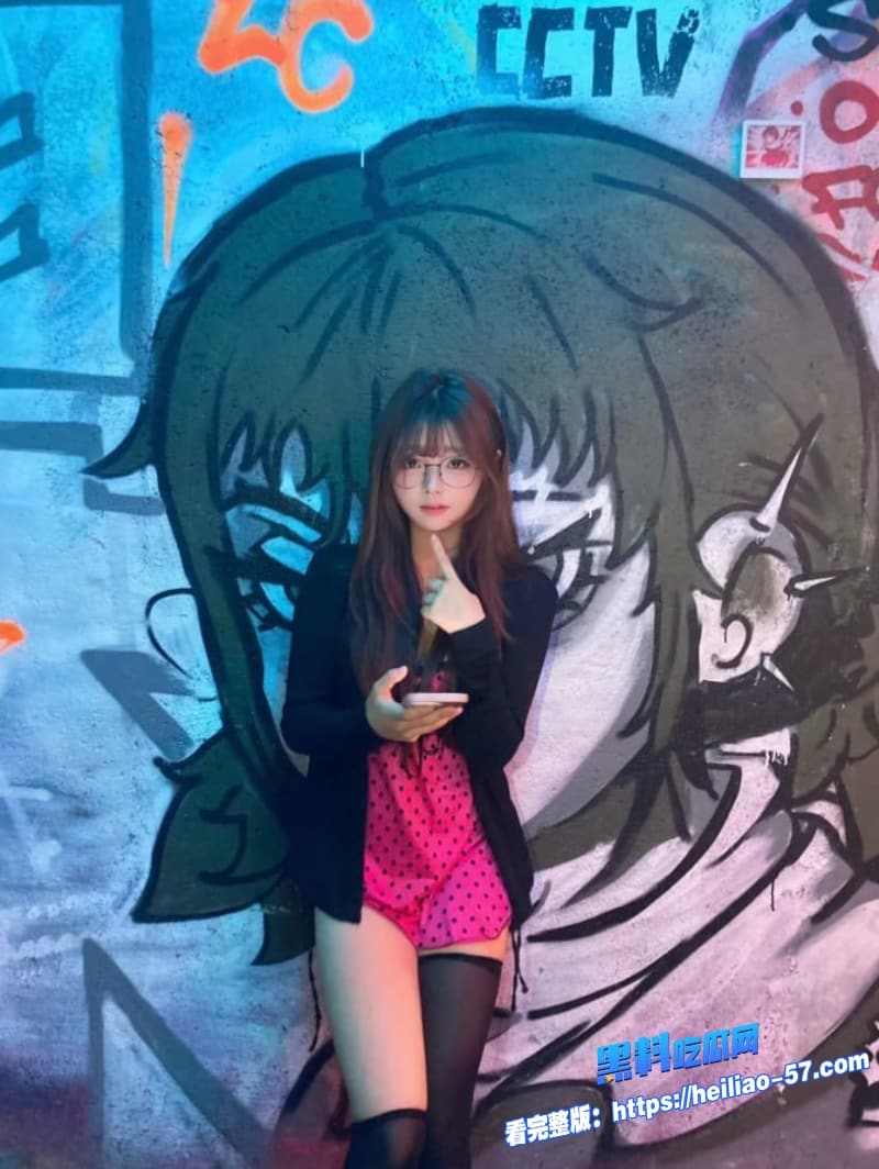 真实家庭乱伦猥亵醉酒小姨子各种姿势轮番上阵骚穴直接被灌满精液6