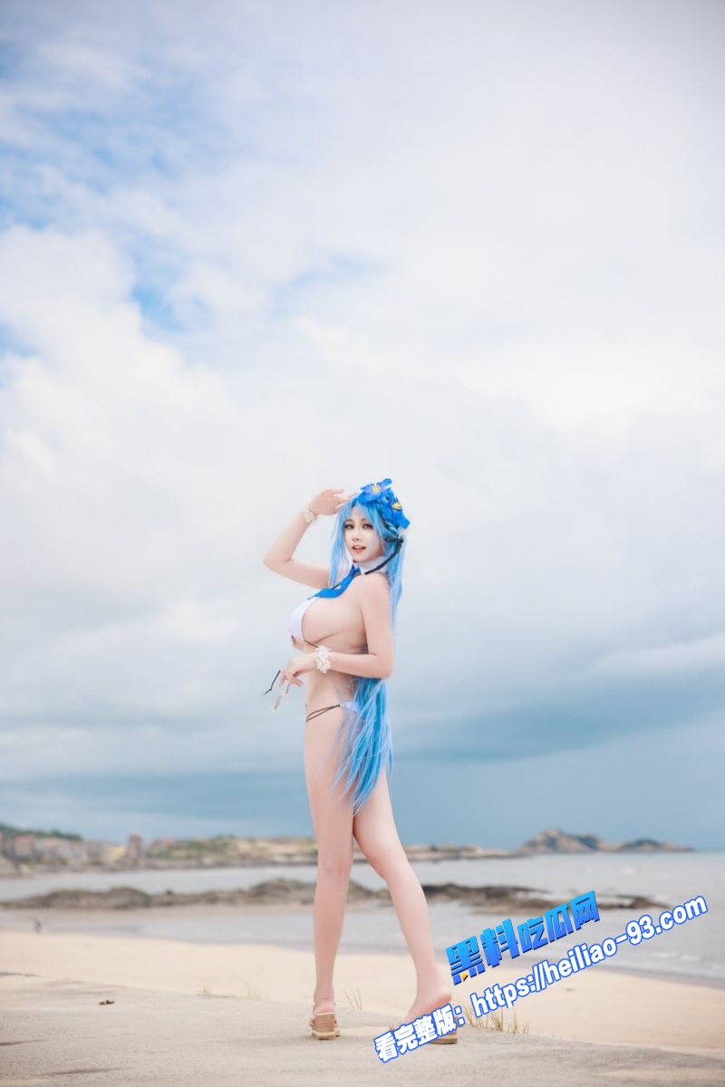 超人气巨乳萝莉福利姬阿雪雪盛夏阿尔萨斯沙滩写真珍藏完整版流出1