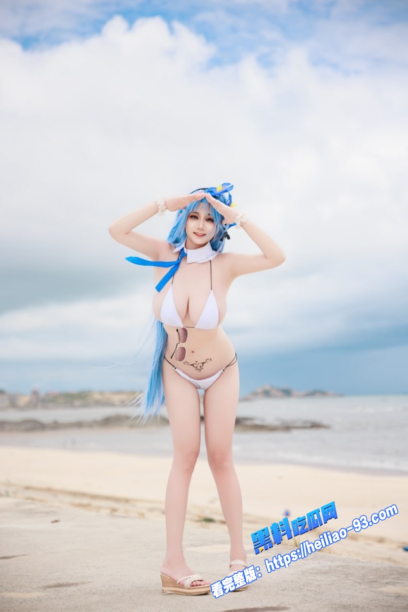 超人气巨乳萝莉福利姬阿雪雪盛夏阿尔萨斯沙滩写真珍藏完整版流出5