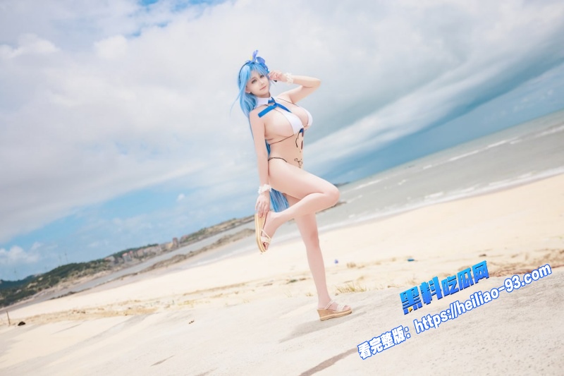 超人气巨乳萝莉福利姬阿雪雪盛夏阿尔萨斯沙滩写真珍藏完整版流出5