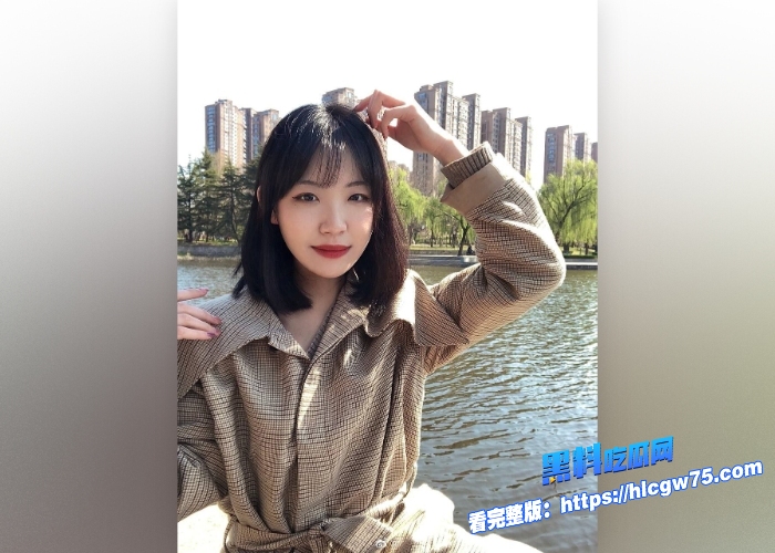 事业编银行职员吕金梦婚内出轨大客户反差婊给金主赤裸调教视频曝光捆绑全裸着给人口交真是母狗一条4 事业编银行职员吕金梦婚内出轨大客户反差婊给金主赤裸调教视频曝光捆绑全裸着给人口交真是母狗一条4
