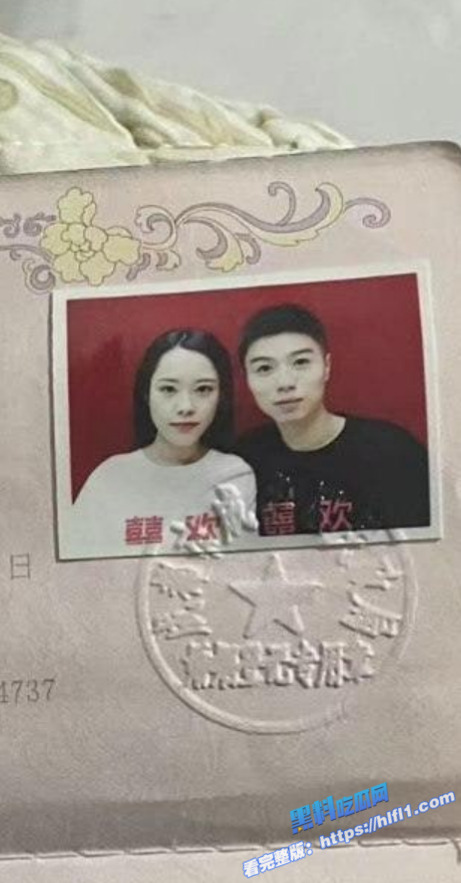 成都人妻 范梓幄 网贷未还被曝光 被老公胁迫下海养活一家人 摸逼自慰视频流出！3