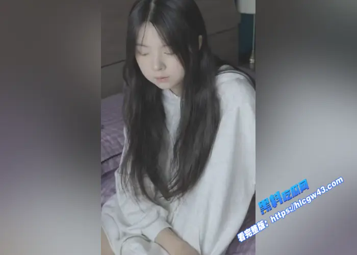 推特萝莉 林书辞 渔夫万元定制福利 眼镜清纯反差少女可爱草莓透明内裤 丝袜手足交自摸 画面相当诱惑十足4 推特萝莉 林书辞 渔夫万元定制福利 眼镜清纯反差少女可爱草莓透明内裤 丝袜手足交自摸 画面相当诱惑十足4