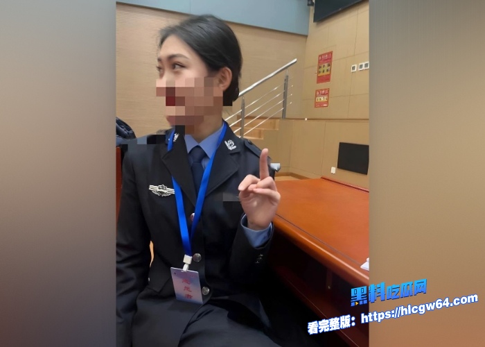 95年东北警花李雨涵勾搭在职已婚领导男主手机视频资料泄密没想到高高在上的女警花背地里竟然这么反差素颜女神胚子可惜了 图4