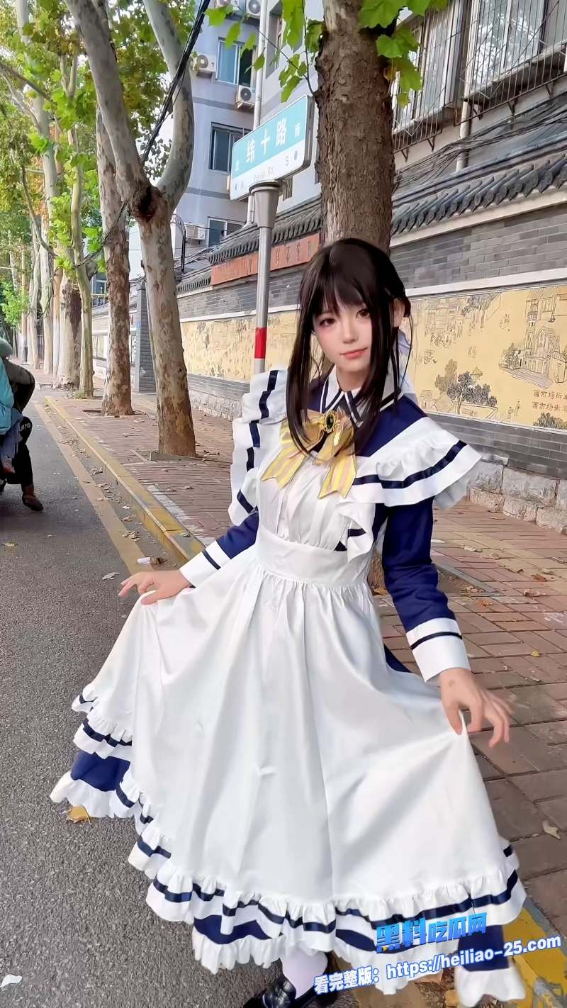 抖音超火长腿美女cos星光咖啡馆与死神之蝶四季夏目枣子姐福利合集曝光卡点提裙骚舞扭胯太犯规啦 4