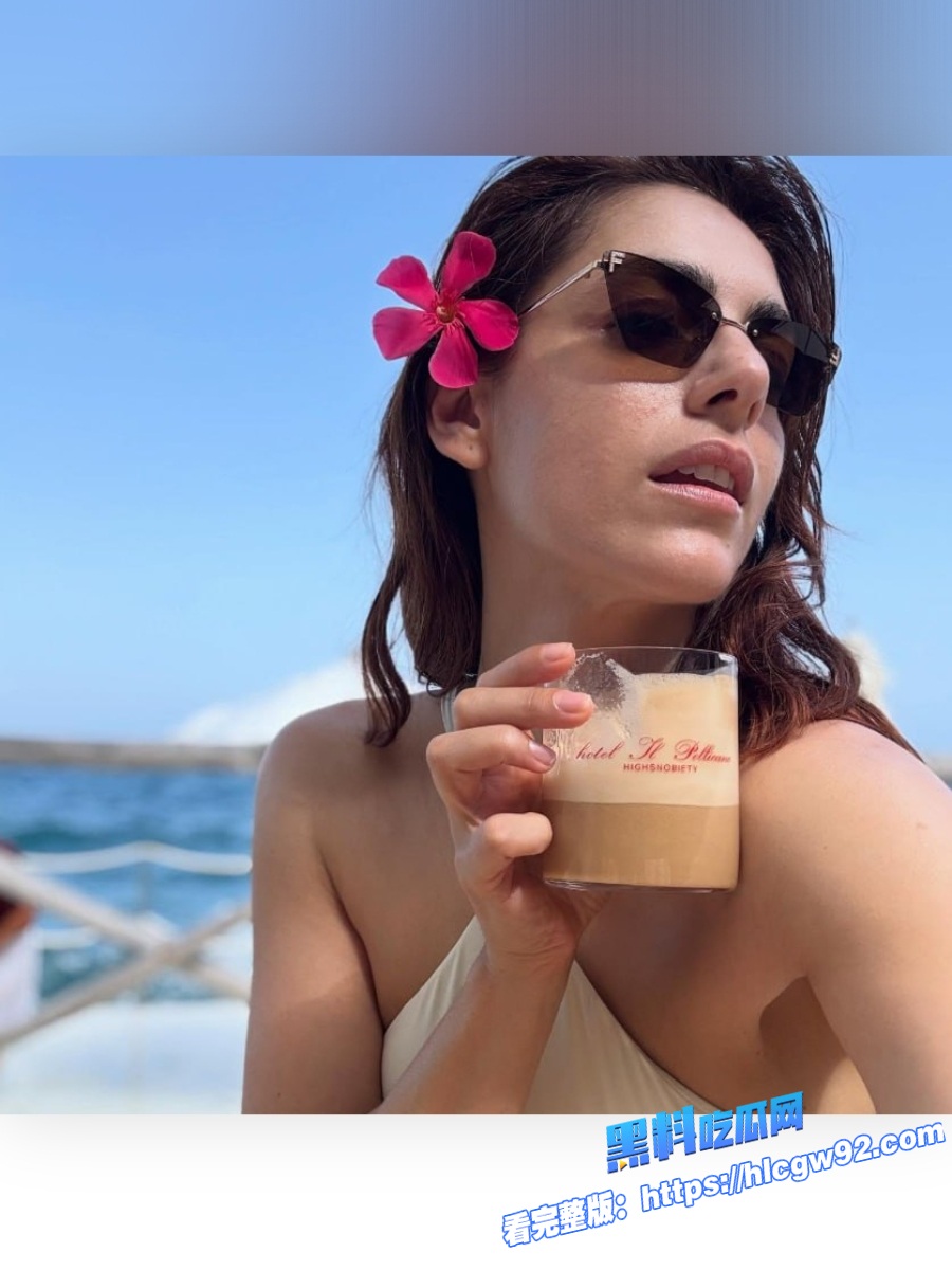 意大利性感炸弹米丽娅姆莱昂内三级片福利来袭 5 意大利性感炸弹米丽娅姆莱昂内三级片福利来袭 5