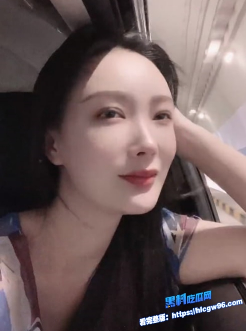 中国内地女演员王李丹鈮早期三级片罕见流出5