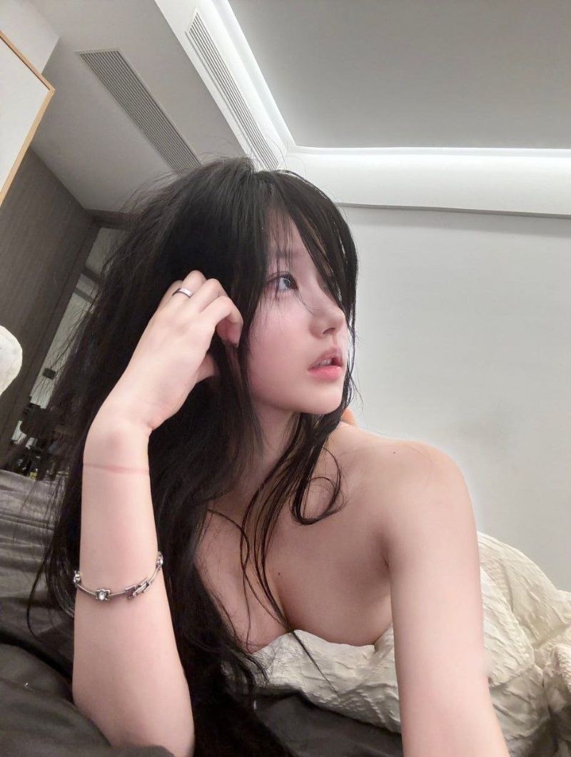 推特高颜值精神小妹4
