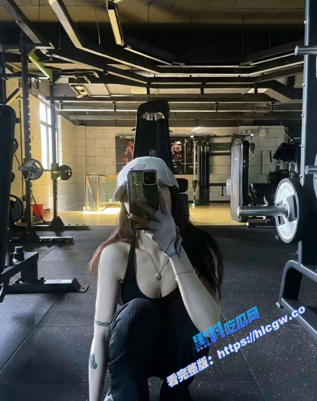 顶级少妇黑丝大长腿 骚母狗极品御姐健身女教练  瞒着老公出去跟金主爸爸偷情  雪白的巨乳被疯狂玩弄 被疯狂抽插后入内射！1