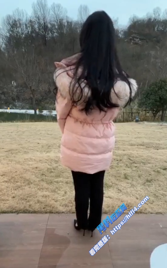 姐弟乱伦来袭！美丽的销售亲姐 在我面前就如同母狗 太喜欢姐姐了！ 图1