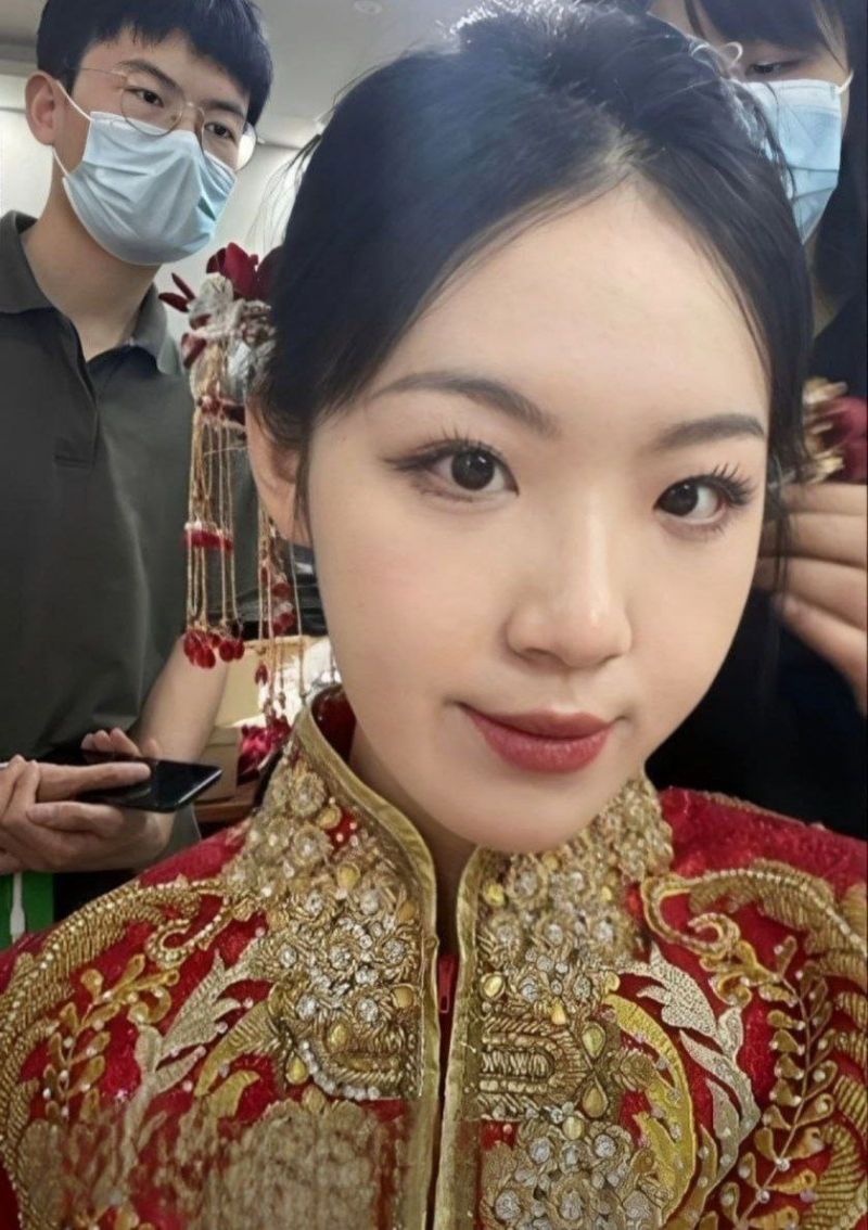 已婚女吕金梦的私密聊天记录突然全网疯传1