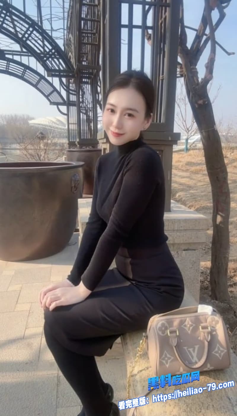 顶级巨乳黑丝辣妹车内与帅哥疯狂做爱无套疯狂激战骚穴直接操的白浆直流4 顶级巨乳黑丝辣妹车内与帅哥疯狂做爱无套疯狂激战骚穴直接操的白浆直流4