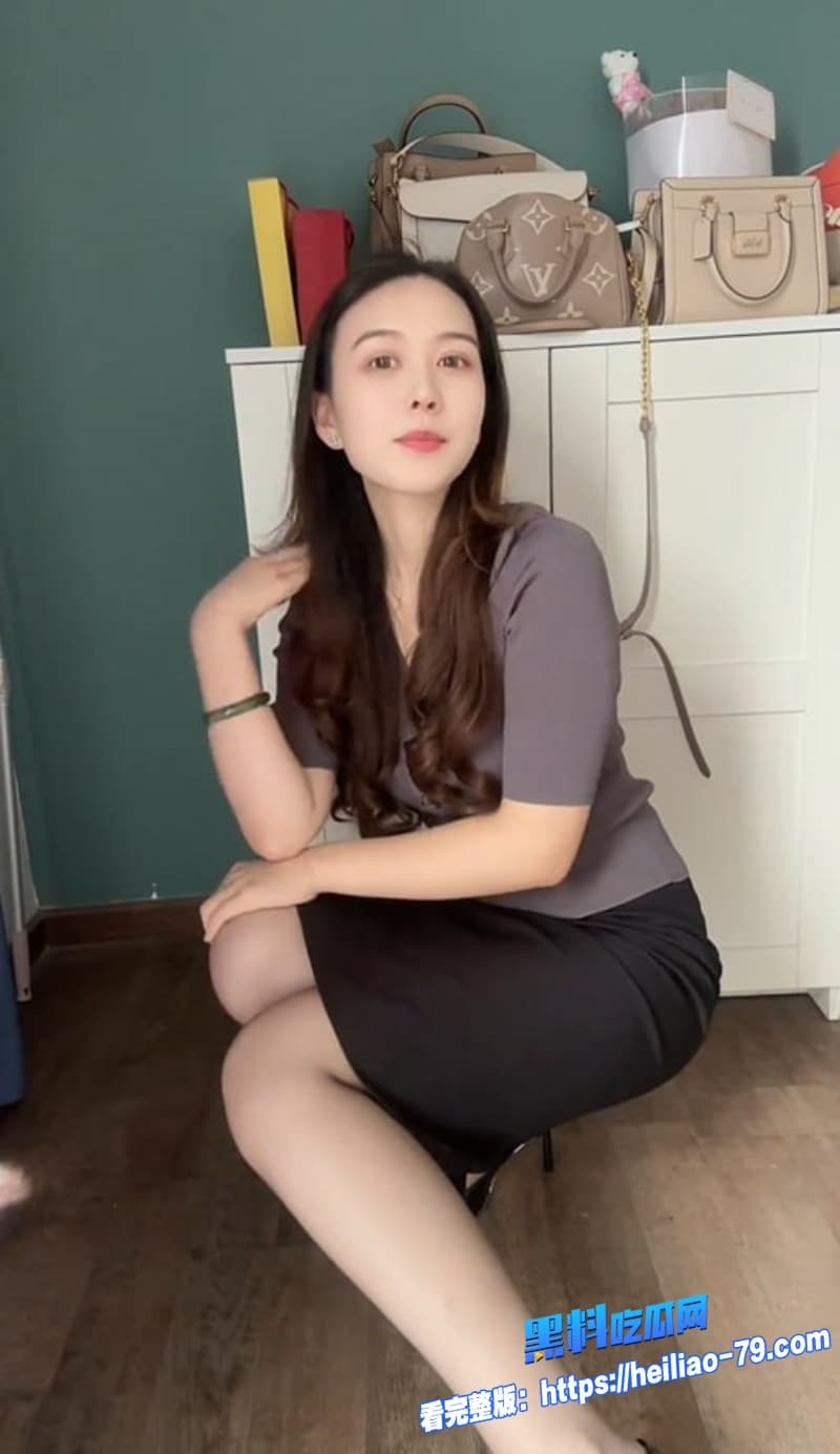 顶级巨乳黑丝辣妹车内与帅哥疯狂做爱无套疯狂激战骚穴直接操的白浆直流6 顶级巨乳黑丝辣妹车内与帅哥疯狂做爱无套疯狂激战骚穴直接操的白浆直流6