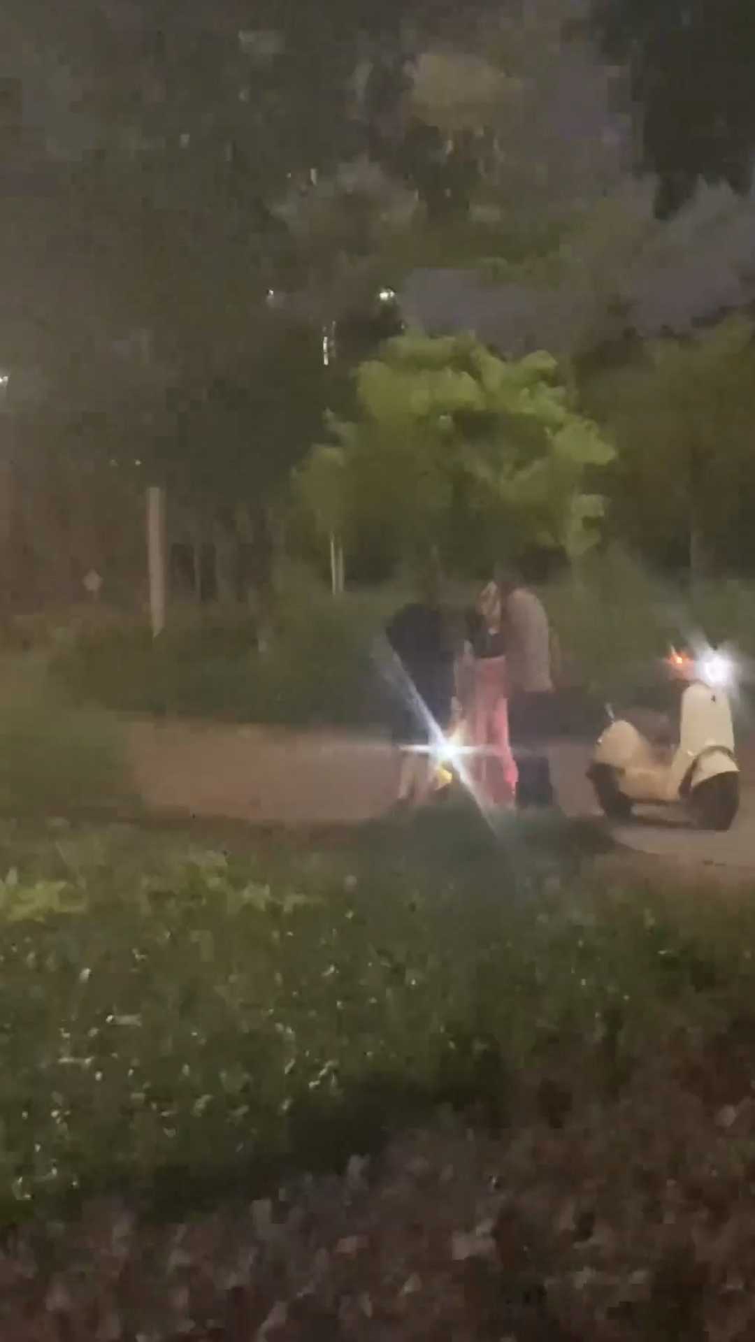 d6162钦州奇葩事