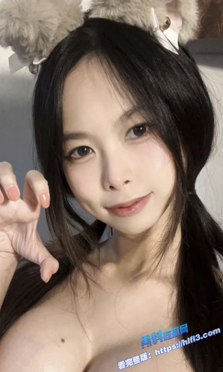 onlyfans福利姬 AliceAoki 定制福利视频 萝莉露脸自玩丰满巨乳 张开双腿自慰小穴!4 onlyfans福利姬 AliceAoki 定制福利视频 萝莉露脸自玩丰满巨乳 张开双腿自慰小穴!4