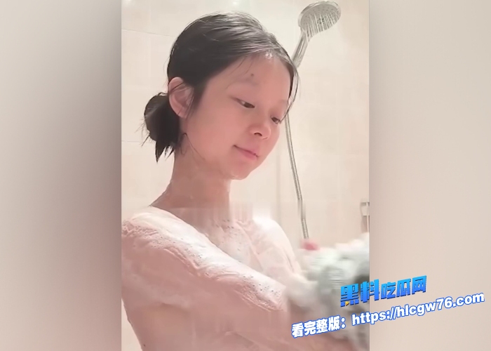 重庆文理学院物流工程秦子倩出轨校外体育生遭前男友曝光学霸母狗自拍洗澡和性爱视频骑乘叫声娇媚销魂2 重庆文理学院物流工程秦子倩出轨校外体育生遭前男友曝光学霸母狗自拍洗澡和性爱视频骑乘叫声娇媚销魂2
