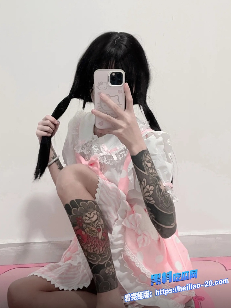 纹身舌钉精神小妹小思思白嫩酮体馒头逼和男友亲密视频曝光深情不及久伴直播厚爱也无需多言啊 1