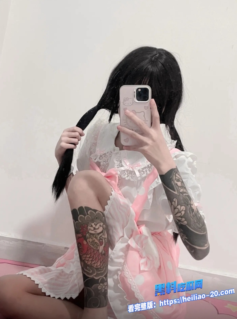纹身舌钉精神小妹小思思白嫩酮体馒头逼和男友亲密视频曝光深情不及久伴直播厚爱也无需多言啊 3