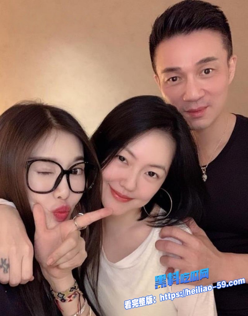 台媒惊爆逆天大瓜小S老公许雅钧在大S出殡当天发女粉约炮现场照炫耀10 台媒惊爆逆天大瓜小S老公许雅钧在大S出殡当天发女粉约炮现场照炫耀10