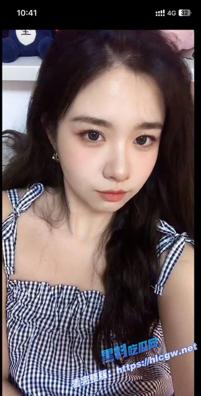 武汉大学女董彤瑶