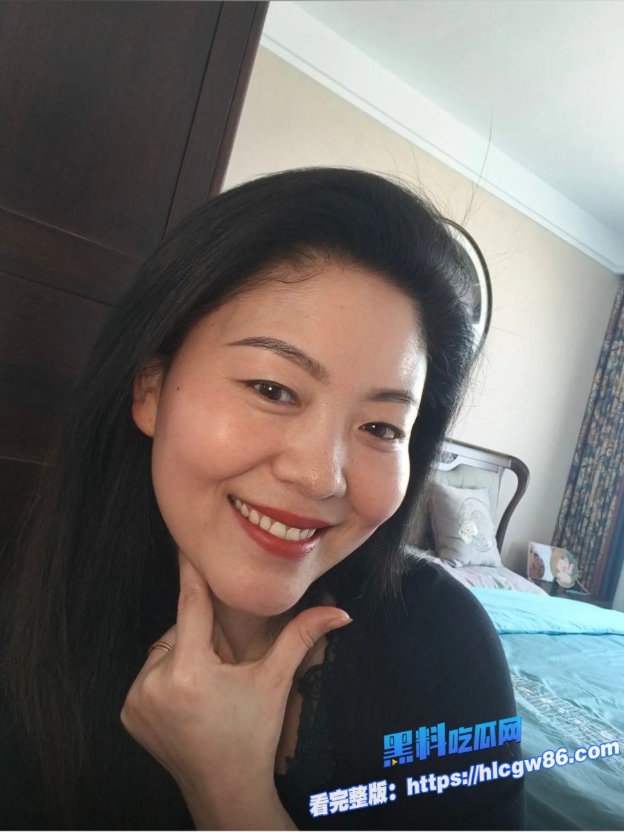 国产经典熟女唯美人妻被儿子和朋友一起3P 5 国产经典熟女唯美人妻被儿子和朋友一起3P 5