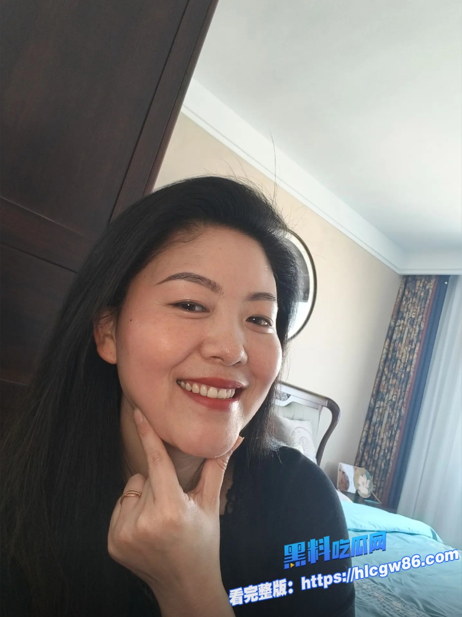 国产经典熟女唯美人妻被儿子和朋友一起3P 4 国产经典熟女唯美人妻被儿子和朋友一起3P 4