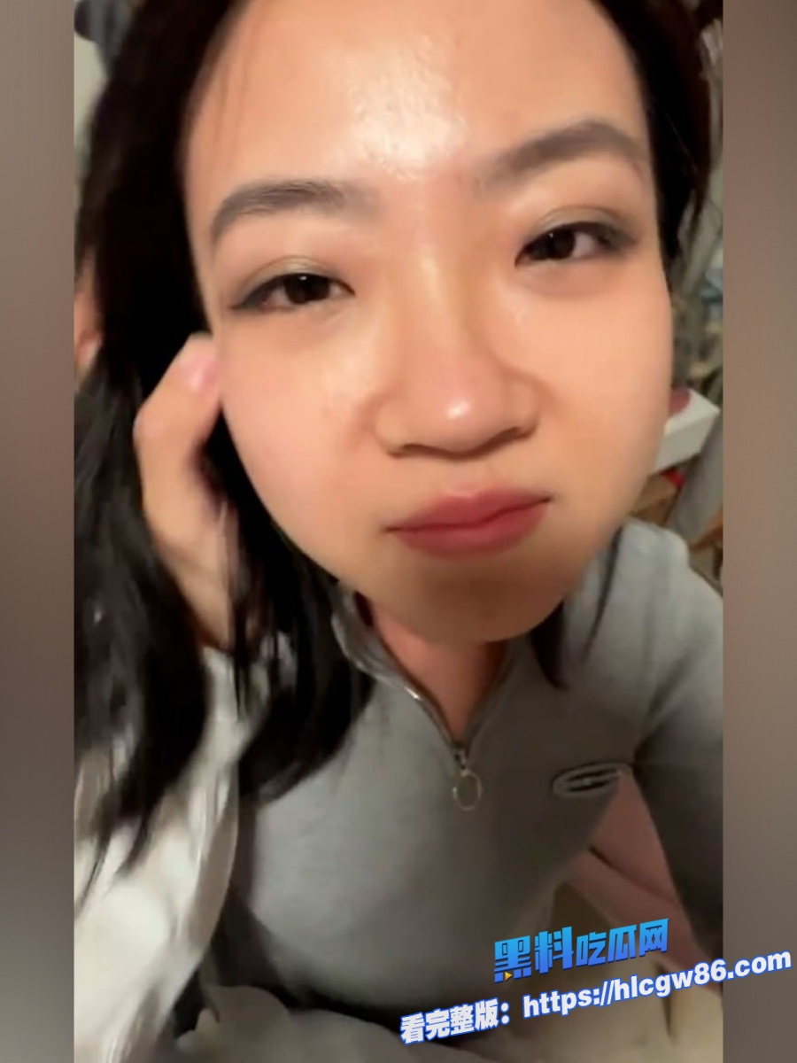 瓜友投稿公司前台极品美女10