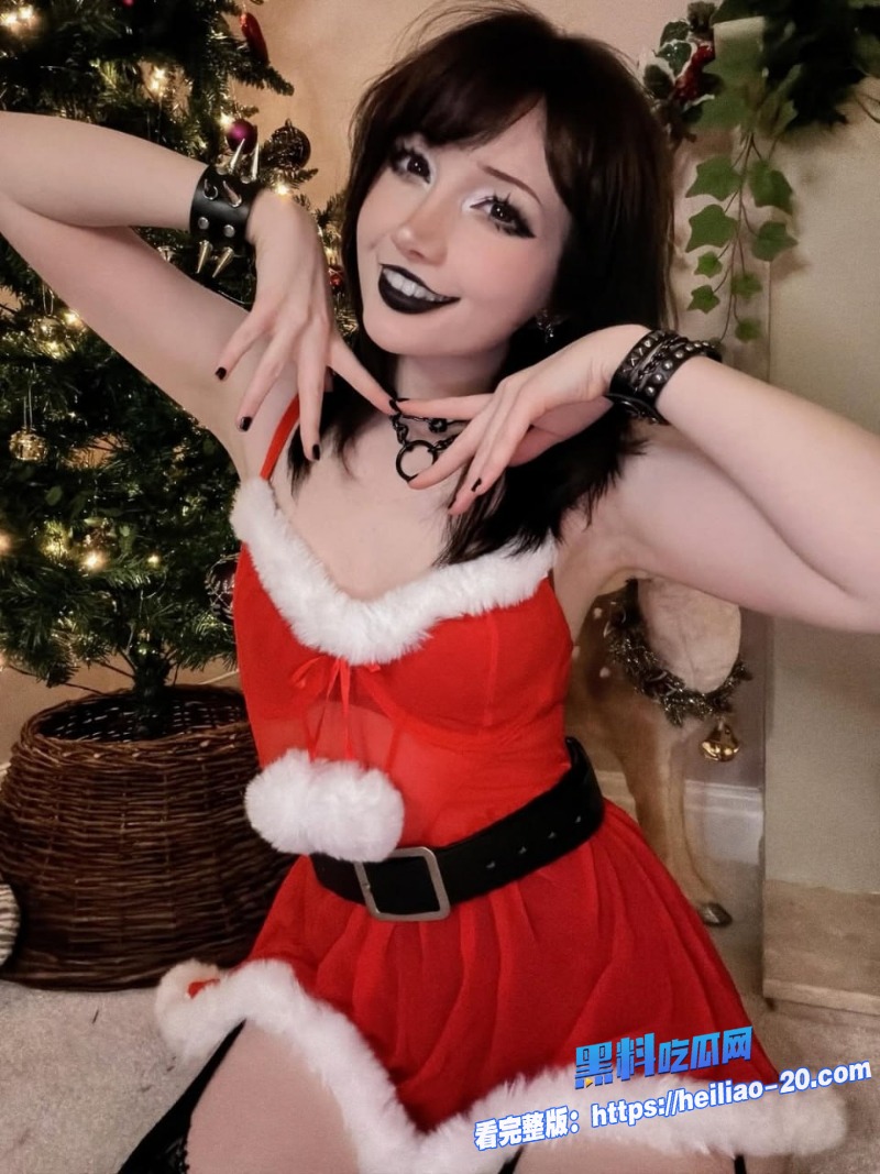 欧美超火网红Rynkerbelleecos蕾姆蓝发女仆装又纯又欲骚首弄姿直接戳爆XP口技深喉顺滑到飞起 3