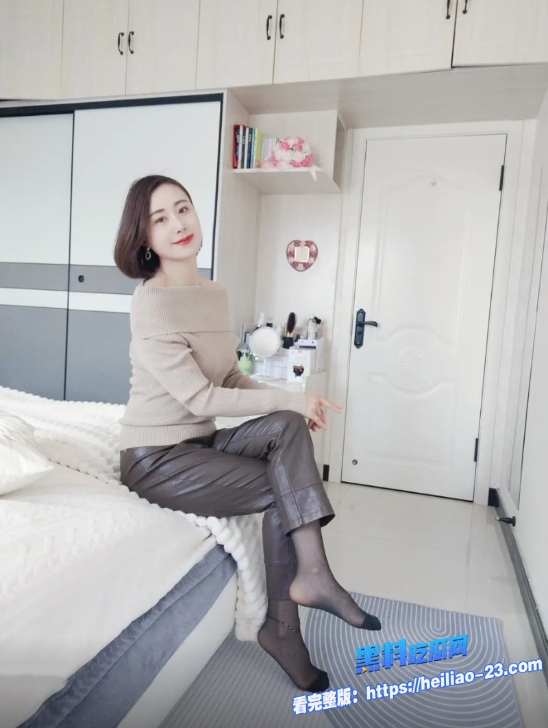 少年对亲爸再婚超级不满恨意全转到反差继母身上黑丝人妻被各种狠操泄恨 5 少年对亲爸再婚超级不满恨意全转到反差继母身上黑丝人妻被各种狠操泄恨 5