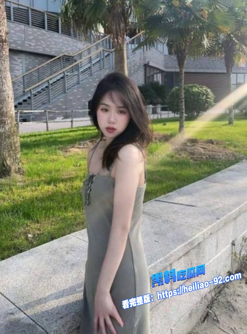 上海传媒学院宋诗雯约炮私密视频流出清纯女大骚穴被无套内射3 上海传媒学院宋诗雯约炮私密视频流出清纯女大骚穴被无套内射3