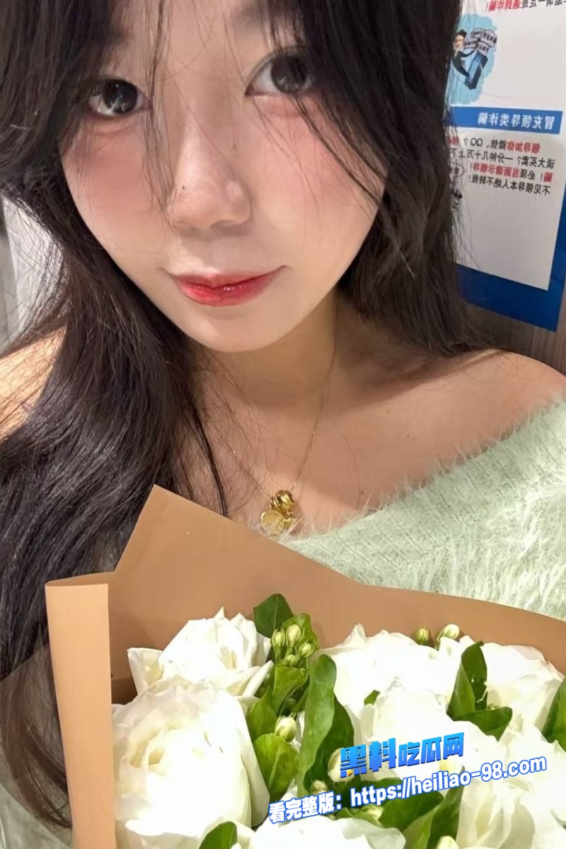 高颜值女大学生1