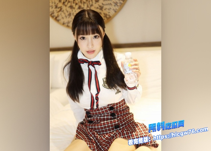 海角乱伦超短姐姐在床上熟睡露出纯白小内裤兽欲弟弟偷摸溜进房间被发现训斥鸡吧硬如钢筋强行发生关系 图3 海角乱伦超短姐姐在床上熟睡露出纯白小内裤兽欲弟弟偷摸溜进房间被发现训斥鸡吧硬如钢筋强行发生关系 图3