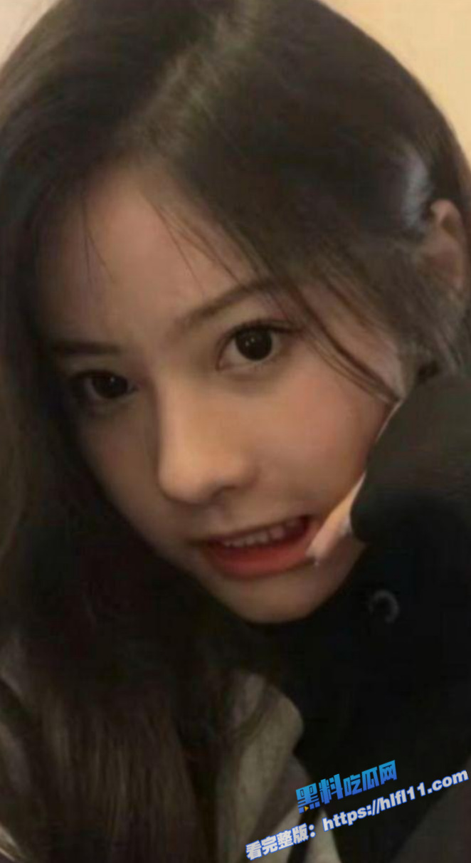 一杆钢枪新作惊现抖音网红 阿凡琦 衣服和呻吟声被各路网友实锤 浴室里被后入爆操！3