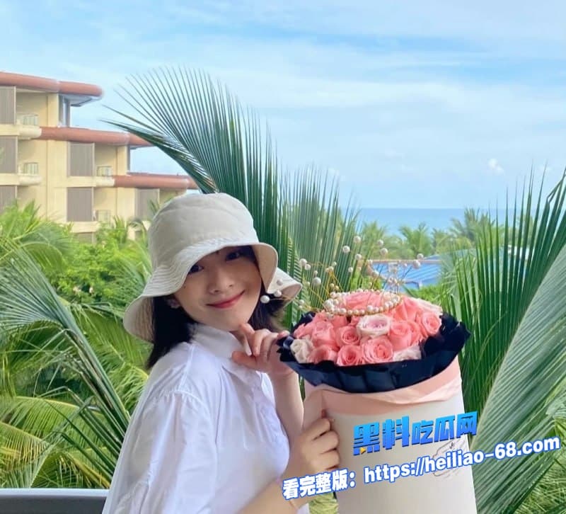 山东烟台人妻 刘祈瑄隐瞒老公偷情黑丝制服被炮友猛干到腿软反差感直接拉满17