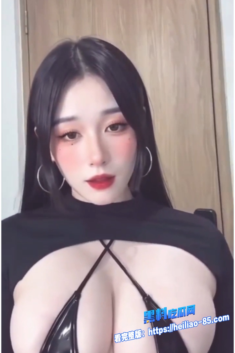 推特顶级福利姬 王雨瑾 不雅视频突然流出 巨乳肥臀全程露脸诱惑 尺度直接拉满！4
