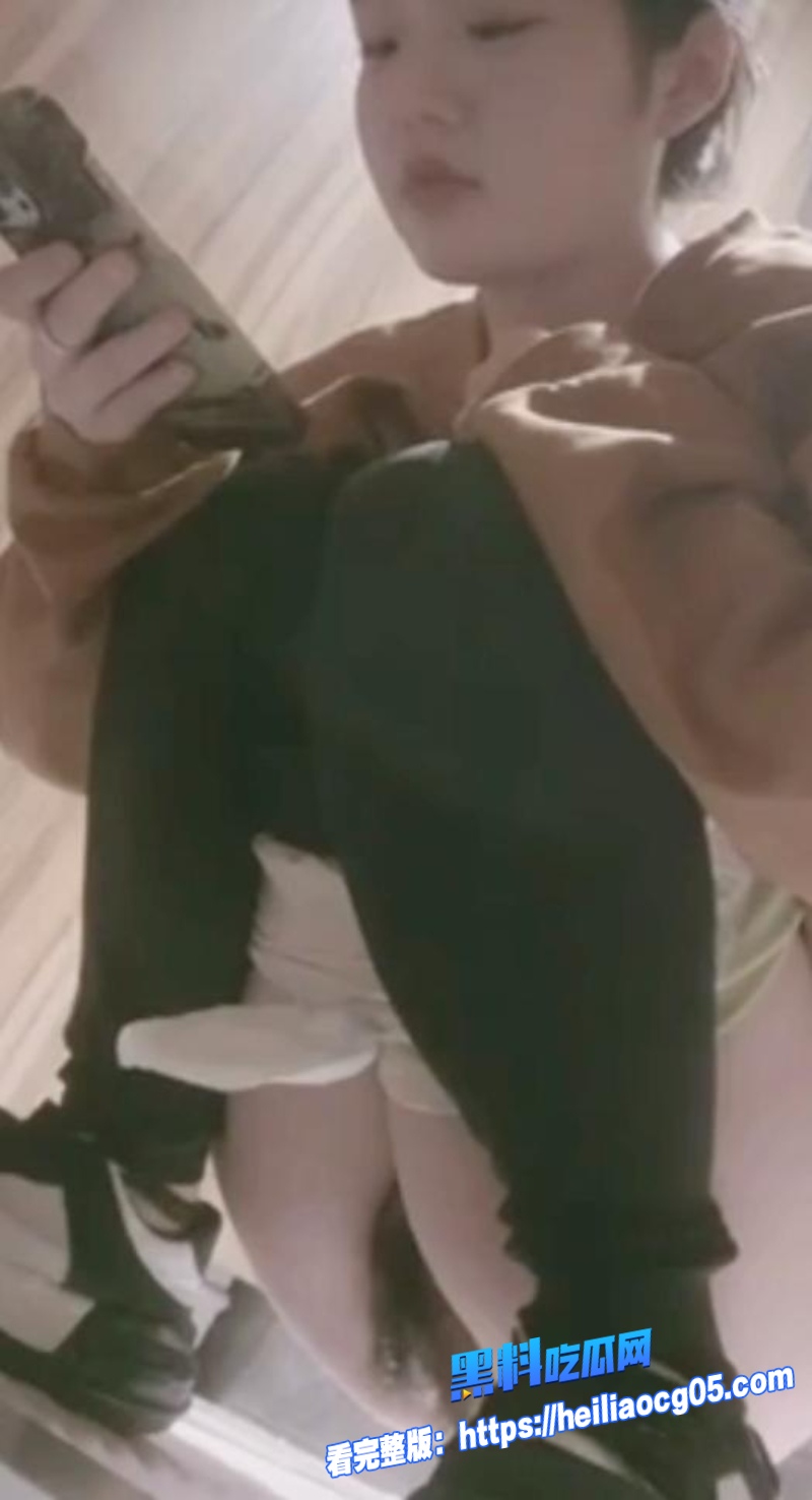 商场女厕偷拍1 商场女厕偷拍1