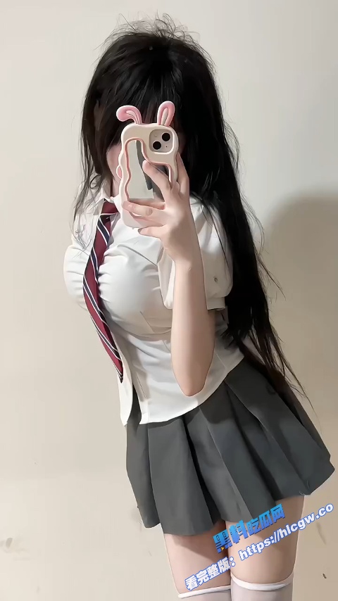 张涵宝贝快手萝莉自拍