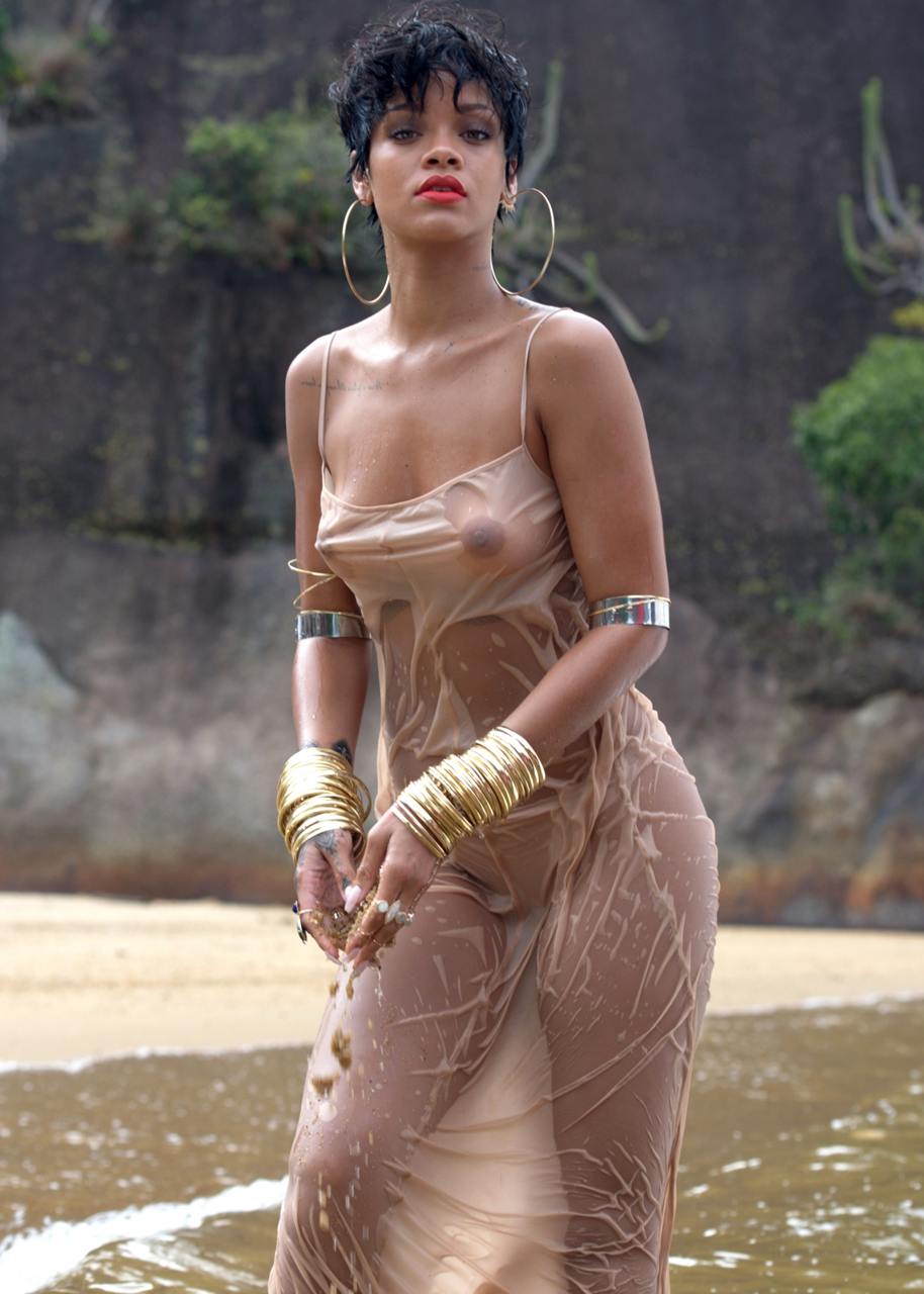 美国天后 顶级黑美人 蕾哈娜 (Rihanna) 出道至今所有裸体及做爱视频整理（合集版）蕾哈娜奶头有乳钉！图46