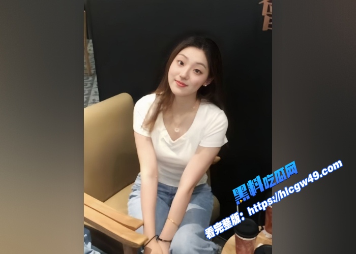 高颜值23岁舞蹈生美女小姐姐 完美露脸口交肉棒 美臀美穴被后入狂草 十分淫荡！ 8WH700x500px
