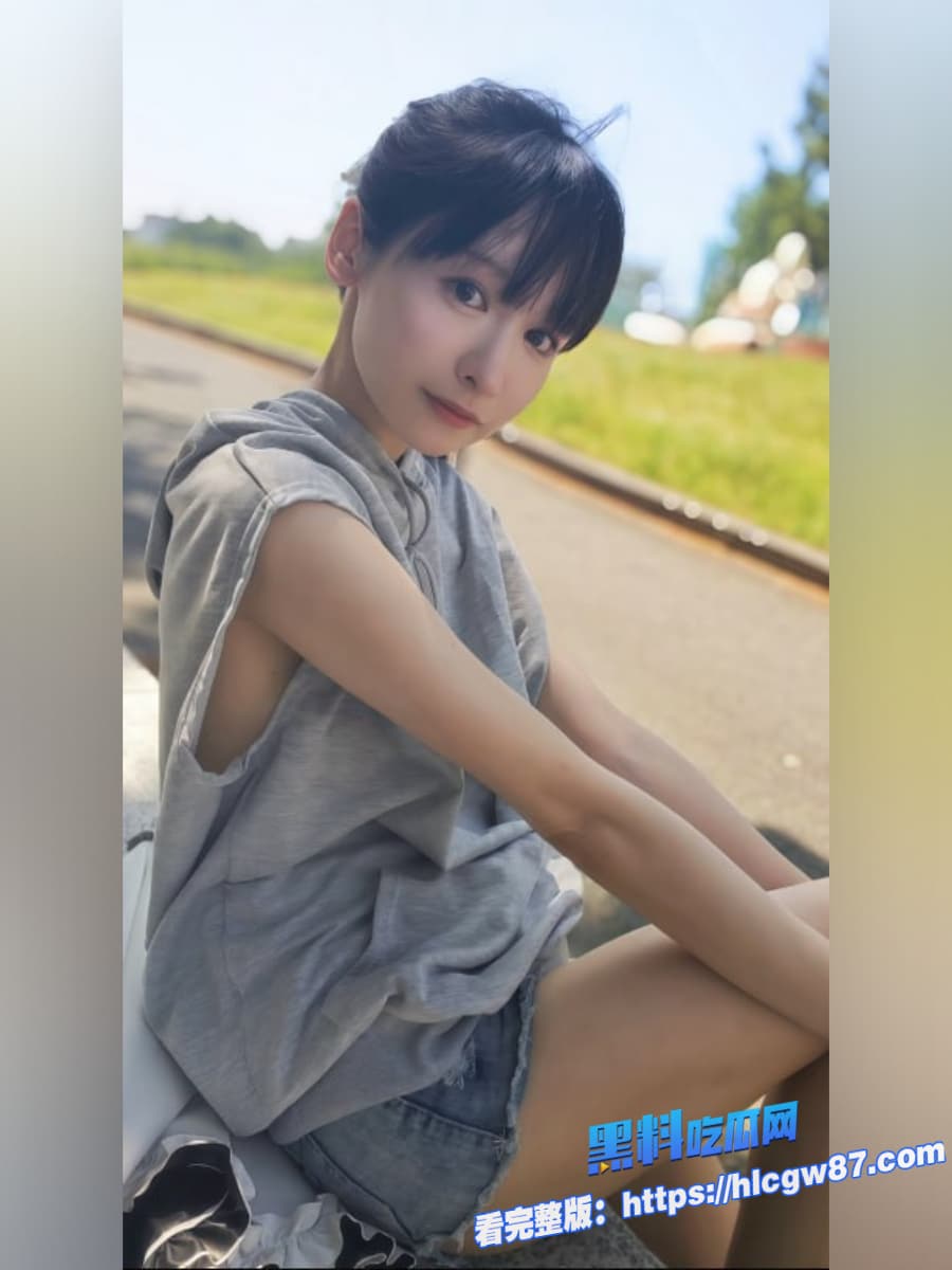 日本福利姬Yuahentai又放大招了 5 日本福利姬Yuahentai又放大招了 5