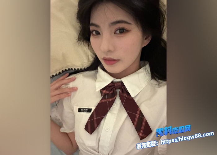 上海交大经济系班花李沁遭金主抛弃后大量SM照片视频流出各种道具塞屁眼白皙身材口技一流 图1 上海交大经济系班花李沁遭金主抛弃后大量SM照片视频流出各种道具塞屁眼白皙身材口技一流 图1