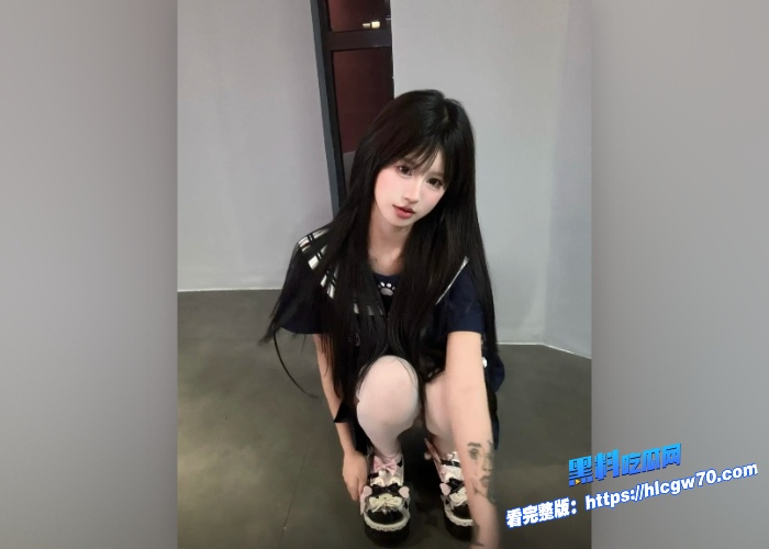 抖音颜值网红韩婧格塌房性爱视频流出极品身材画面极具诱惑真是太反差了妥妥骚母狗一个 图8