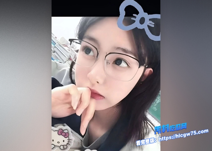 宁夏19岁元气校花王怡媛跟网恋对象裸聊视频曝光吊丝眼中的女神私底下还不知有多骚呢4