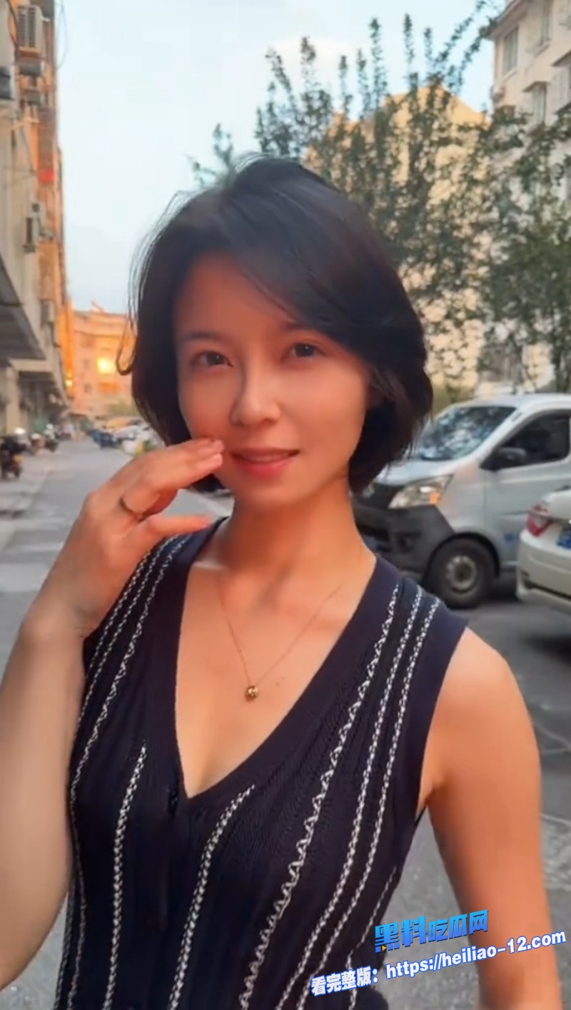 青海西宁极品巨乳妹子妥妥性瘾患者跟异地男友天天视频裸聊 1 青海西宁极品巨乳妹子妥妥性瘾患者跟异地男友天天视频裸聊 1