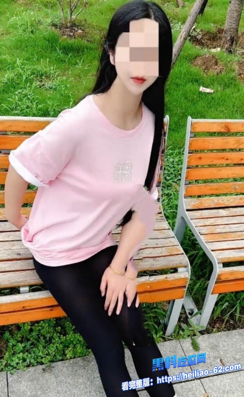 海角乱伦弟弟剪烂姐姐心爱黑丝打底裤厨房调情客厅强行内射 1